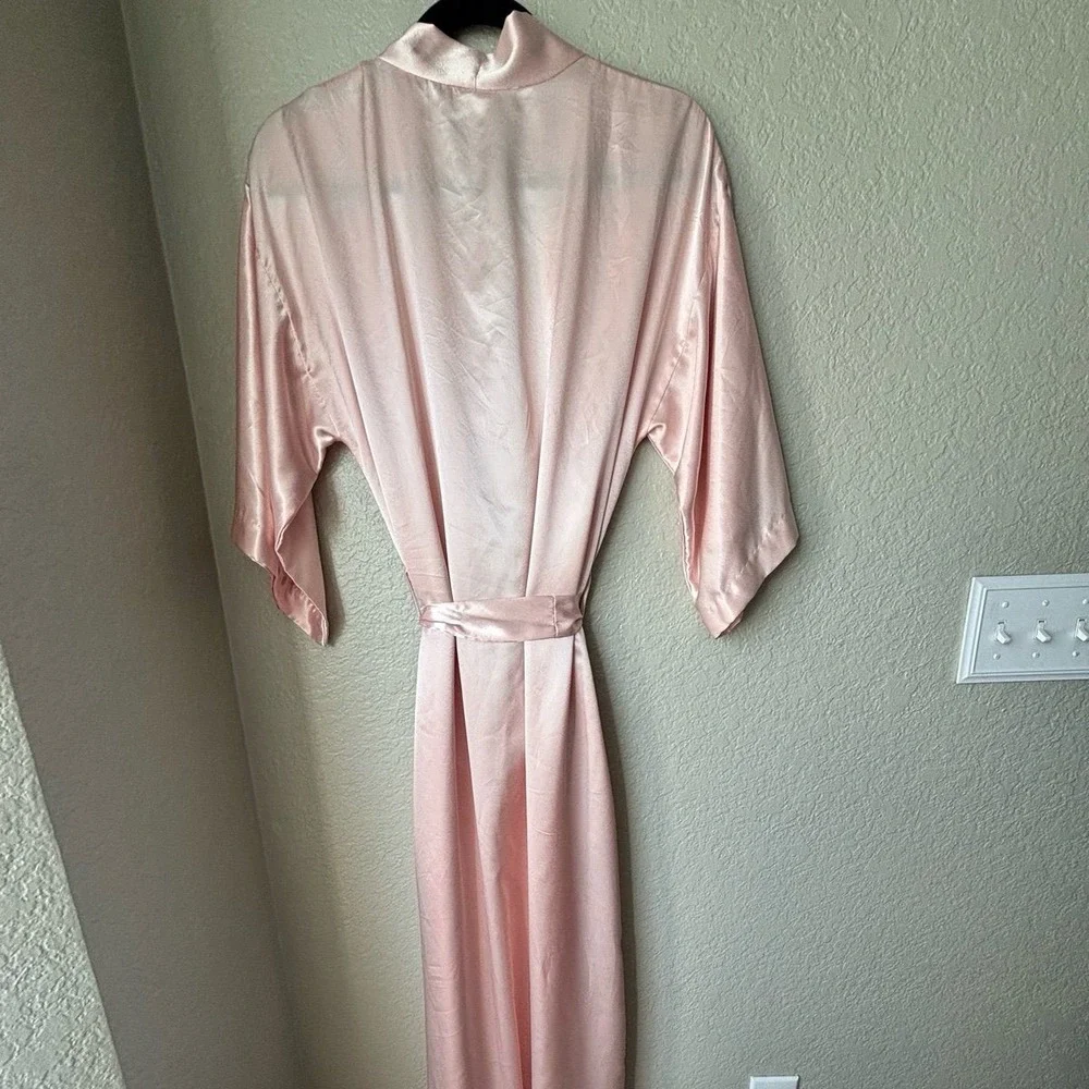 Vintage Nordstrom Belted Night Robe Pink Lingerie. Med-Large Petite.‎